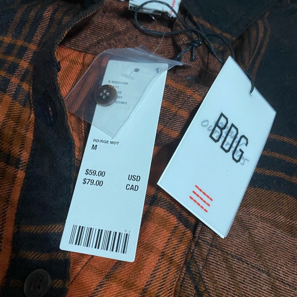 BDG Karl Slouchy Flannel Button-Down Shirt NWT Size M - Red Multi - Picture 8 of 8